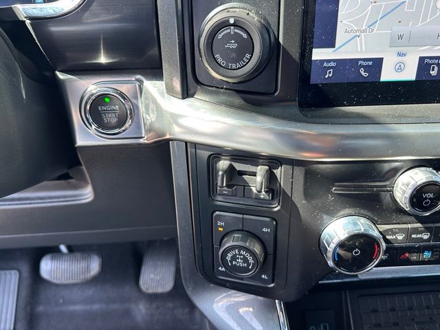 2023 Ford F-150 Lariat Truck SuperCrew Cab