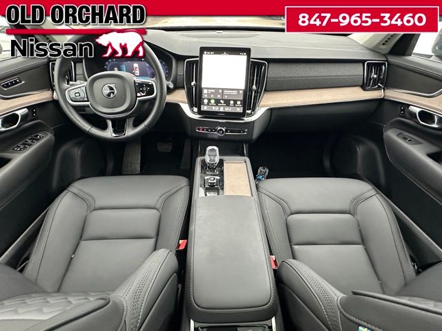 2025 Volvo XC90 B6 Plus 7-Seater SUV