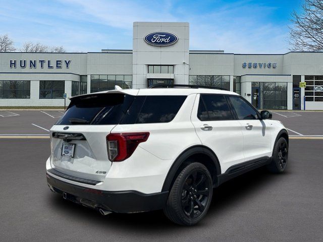 2023 Ford Explorer ST-Line SUV