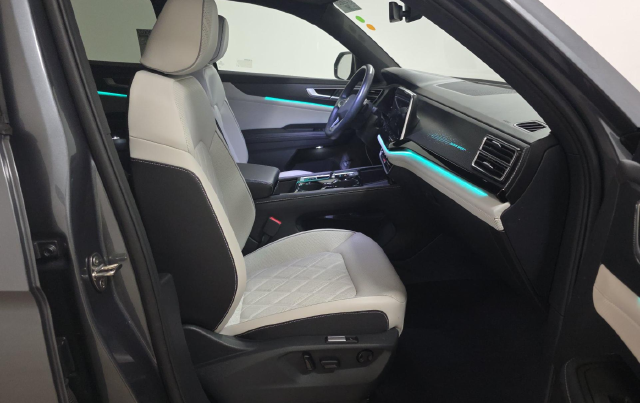 2025 Volkswagen Atlas Cross Sport 2.0T SEL Premium R-Line SUV