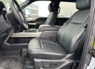 2022 Ford F-250 Lariat Truck Crew Cab