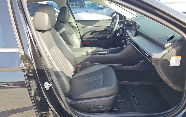2025 Hyundai Sonata Hybrid Limited Sedan