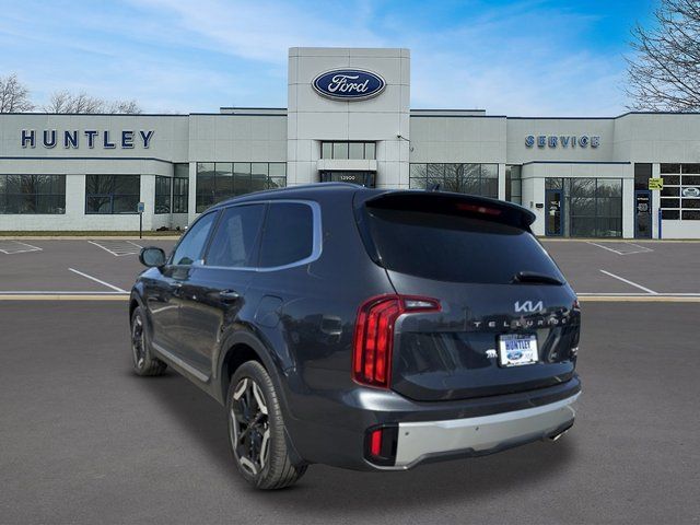 2023 Kia Telluride S SUV
