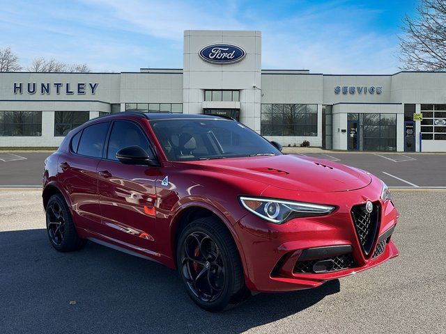 2022 Alfa Romeo Stelvio Quadrifoglio SUV