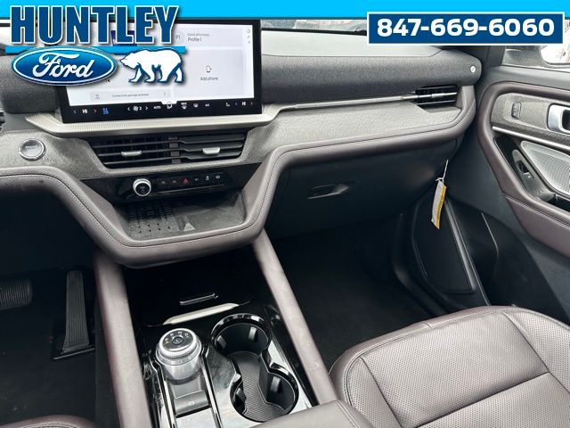 2025 Ford Explorer Platinum SUV
