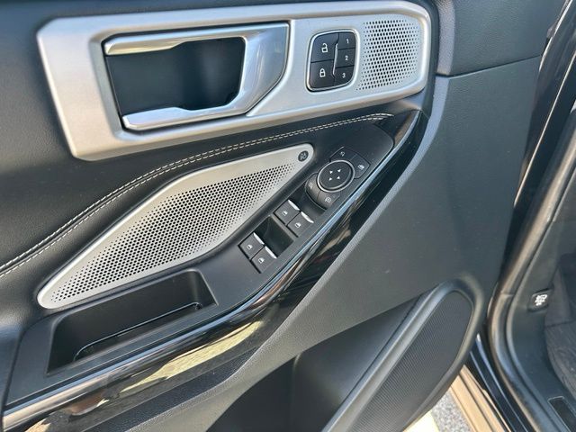 2021 Ford Explorer ST SUV
