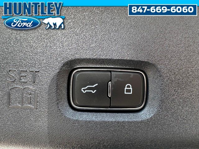 2025 Ford Expedition Active SUV