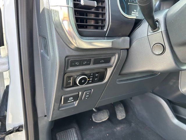 2023 Ford F-150 Lariat Truck SuperCrew Cab