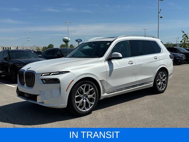 2025 BMW X7 xDrive40i's photo