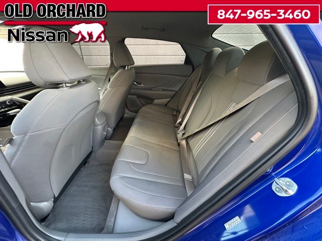 2024 Hyundai Elantra SEL Sedan