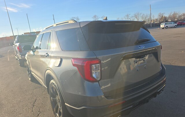 2022 Ford Explorer ST SUV