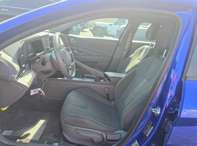 2025 Hyundai Elantra SEL Sport Sedan
