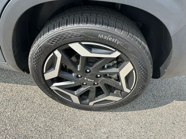 2025 Kia Seltos SX SUV
