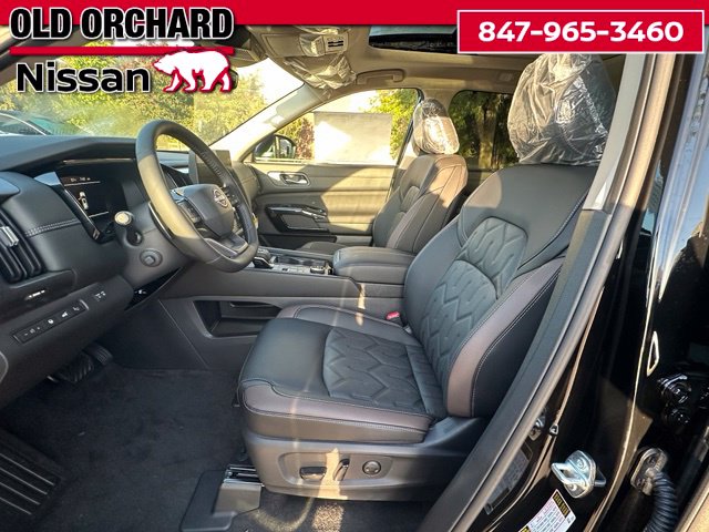 2026 Nissan Pathfinder Platinum SUV