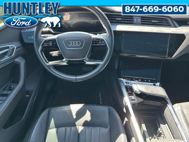 2022 Audi e-tron Premium Plus SUV