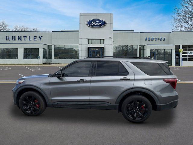 2022 Ford Explorer ST SUV