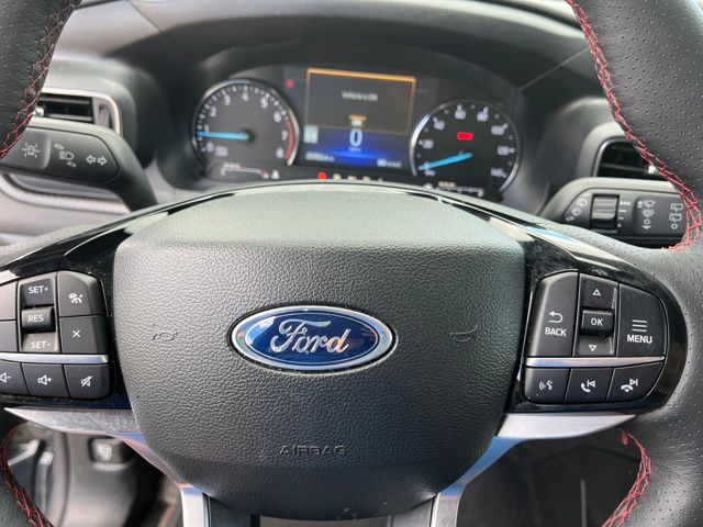 2023 Ford Explorer ST-Line SUV