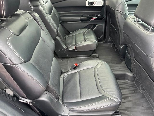2023 Ford Explorer ST SUV