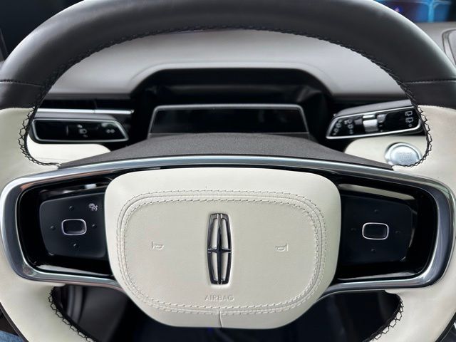 2025 Lincoln Nautilus Black Label SUV