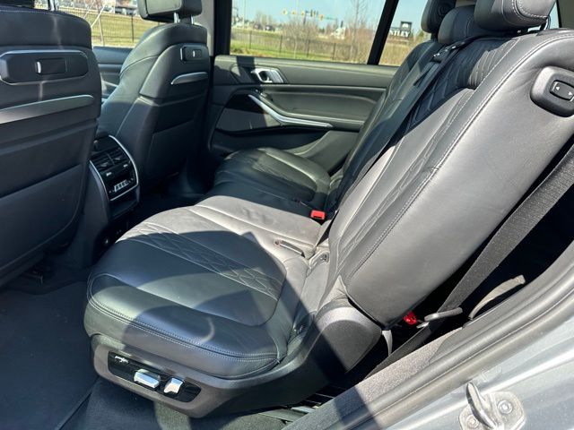 2023 BMW X7 xDrive40i SUV