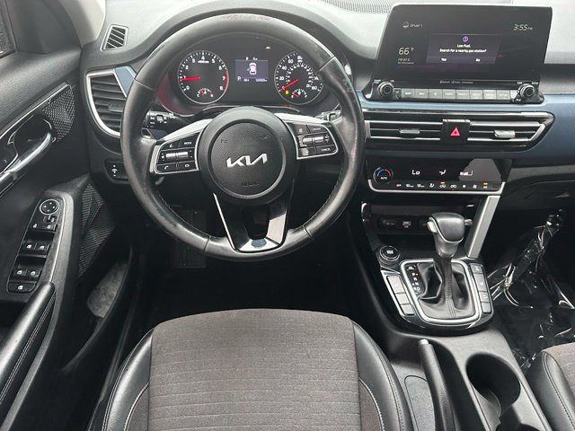 2022 Kia Seltos S SUV