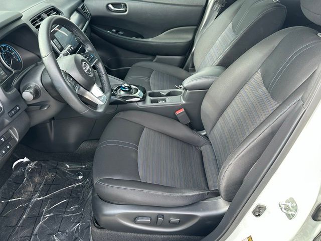 2025 Nissan LEAF SV Plus Hatchback