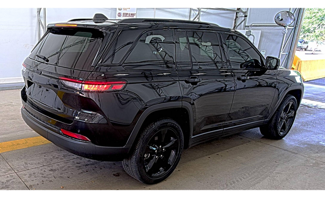 2023 Jeep Grand Cherokee Altitude X SUV