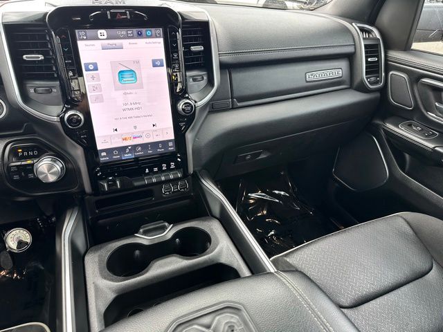 2022 Ram 1500 Laramie Truck Crew Cab