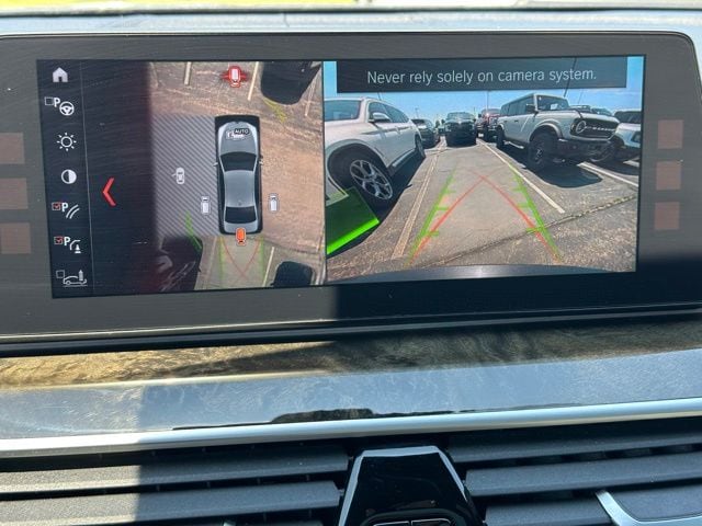 2017 BMW 540i 540i xDrive Sedan