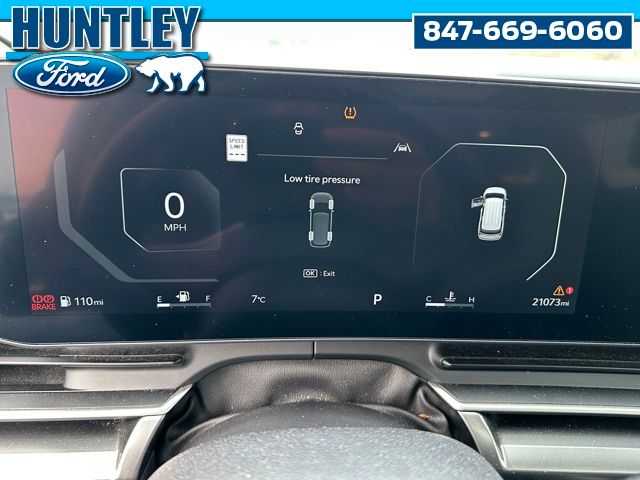 2025 Kia Carnival SX Van Passenger Van