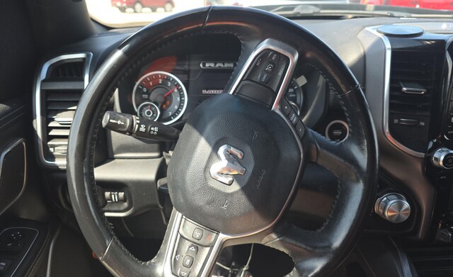 2022 Ram 1500 Laramie Truck Crew Cab
