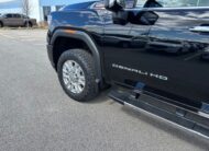 2020 GMC Sierra 2500HD Denali Truck Crew Cab
