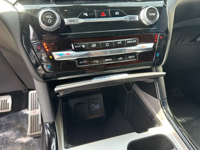 2023 Ford Explorer ST SUV