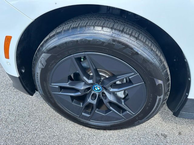 2023 BMW iX xDrive50 SUV