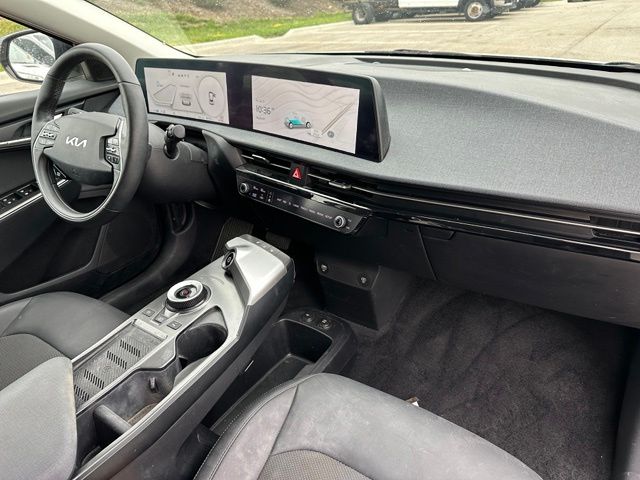 2024 Kia EV6 Light SUV