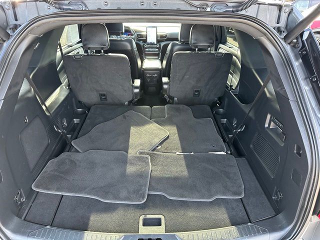 2022 Ford Explorer ST SUV