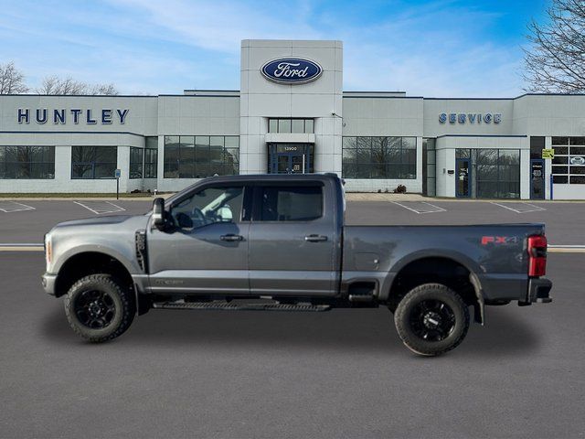 2023 Ford F-250 XLT Truck Crew Cab