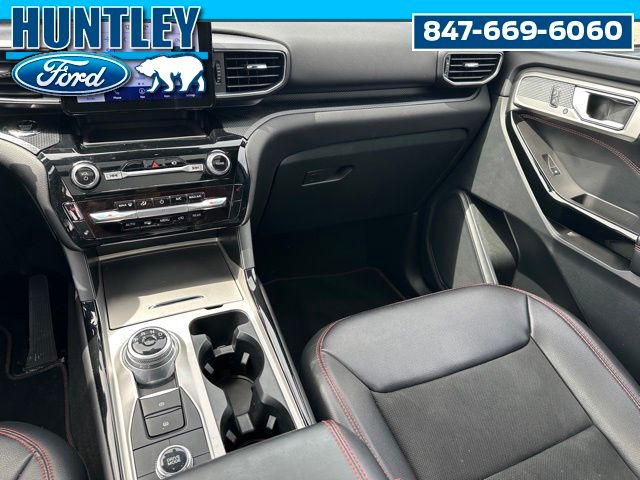 2023 Ford Explorer ST-Line SUV