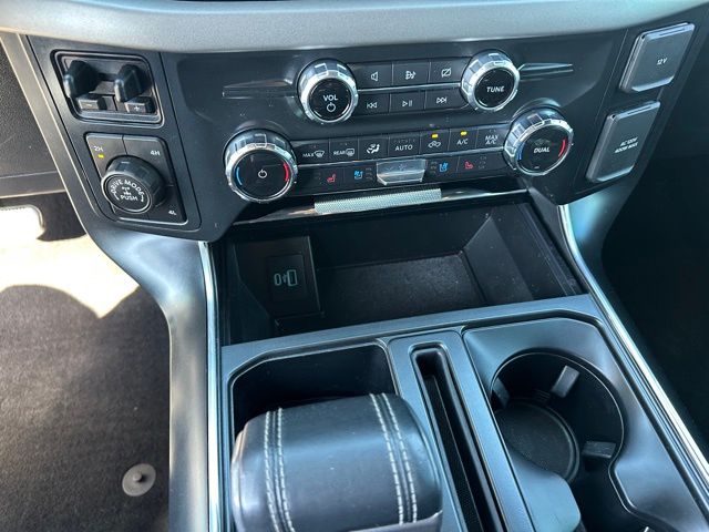 2022 Ford F-150 Raptor Truck SuperCrew Cab