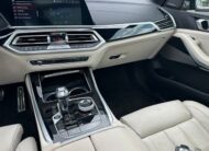 2022 BMW X5 M50i SUV