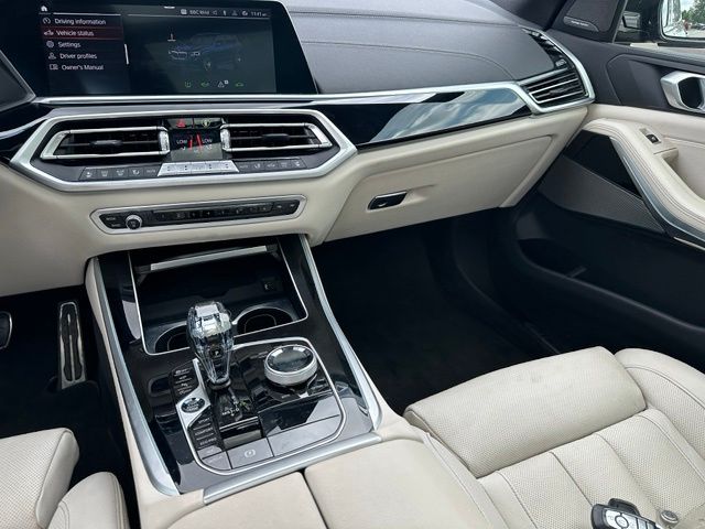 2022 BMW X5 M50i SUV