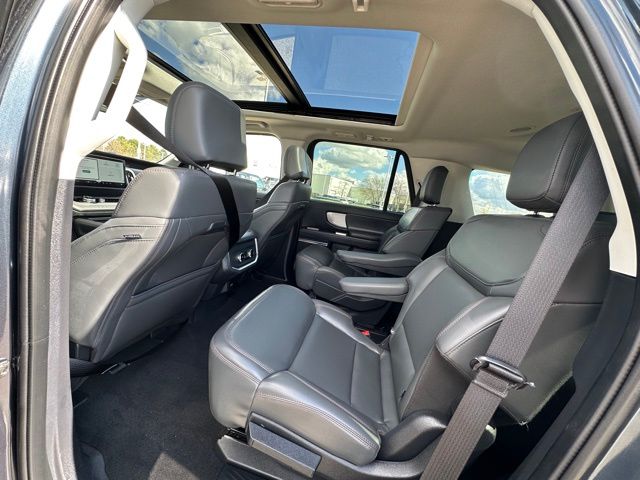 2025 Ford Expedition Active SUV