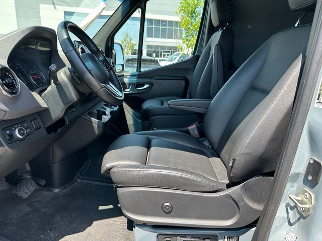 2024 Mercedes-Benz Sprinter 2500 Crew 144 WB Van