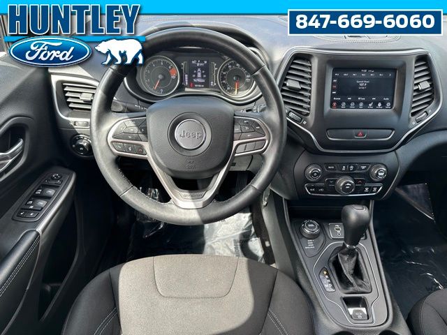 2019 Jeep Cherokee Latitude SUV