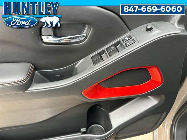 2023 Nissan Frontier PRO-4X Truck Crew Cab