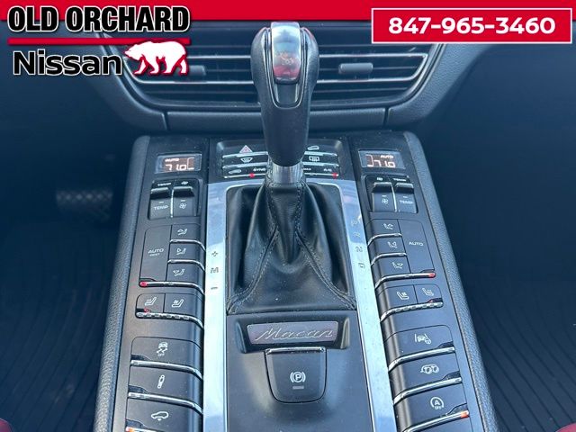 2020 Porsche Macan Turbo SUV