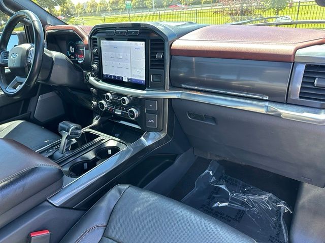2022 Ford F-150 Lariat Truck SuperCrew Cab