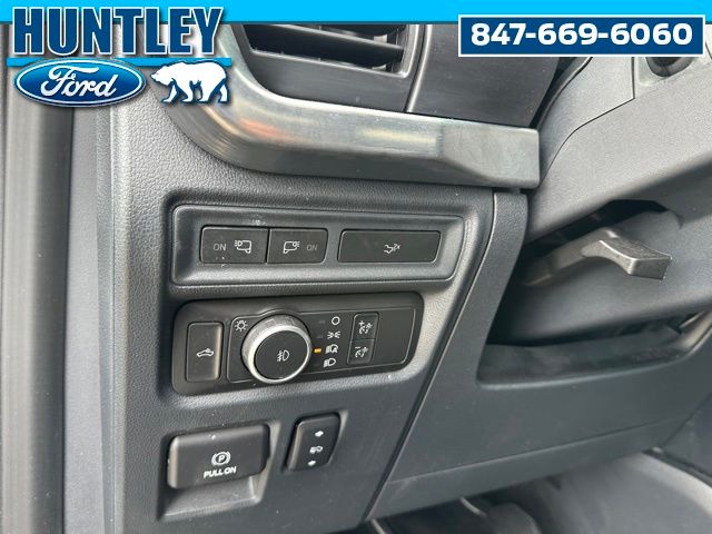 2022 Ford F-150 Lariat Truck SuperCrew Cab