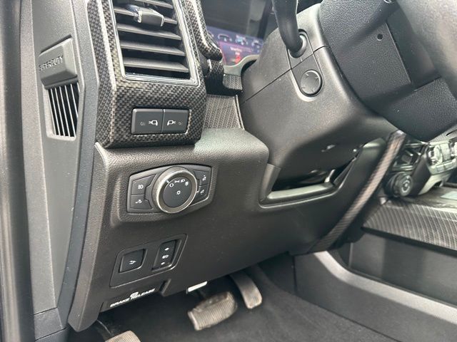 2021 Ford F-250 Lariat Truck Crew Cab