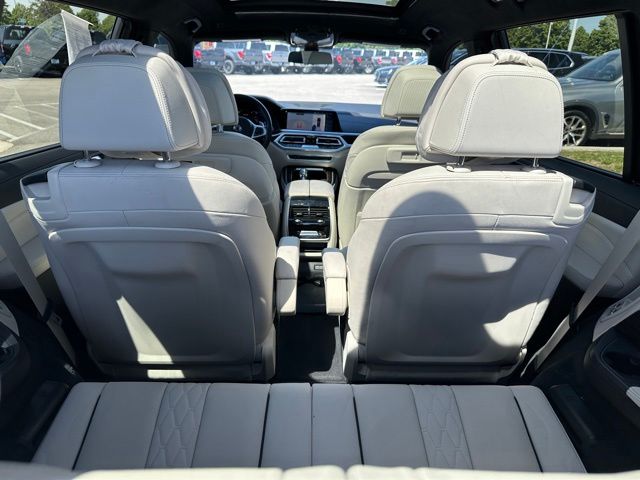 2021 BMW X7 M50i SUV